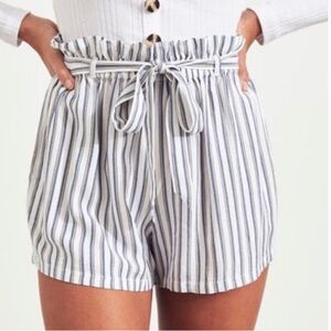 Hollister white and blue stripe paper bag shorts (lined w/ pockets) size Medium